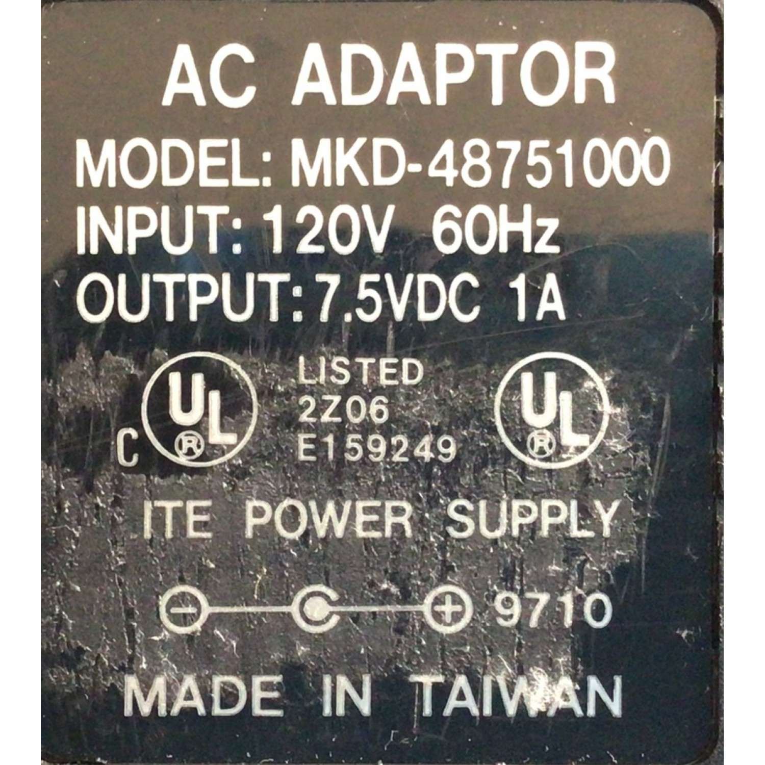 CARGADOR / ADAPTADOR DE FUENTE DE ALIMENTACION AC ADAPTOR / VCA-VCD / NUMERO DE PARTE MKD-48751000 / ENTRADA VCA 120V 60HZ  / SALIDA VCD 7.5 1A  / MODELO MKD-48751000 - Imagen 2